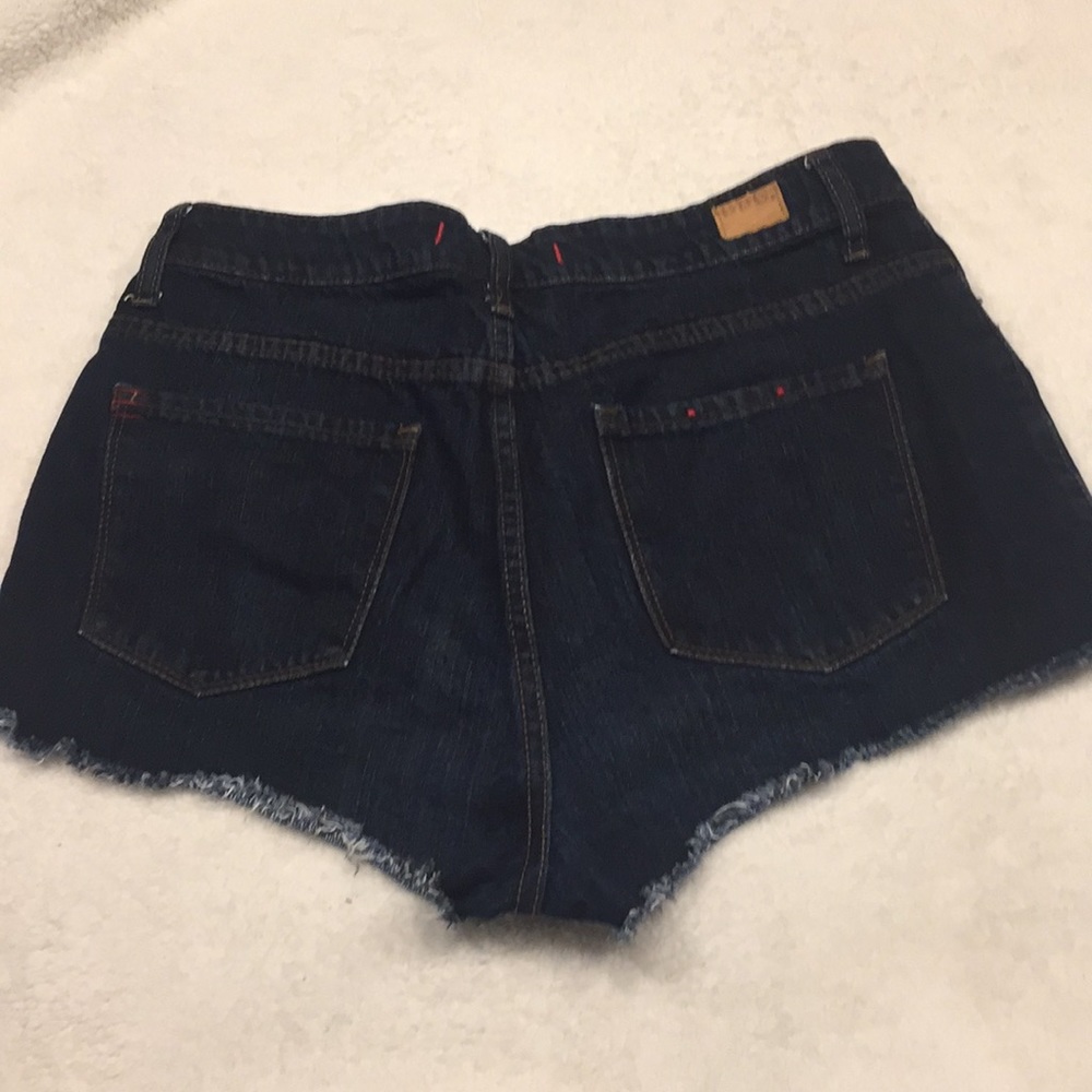 shorts - Picture 3 of 3